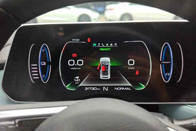 Used ORA Black Cat 2022 351 km Range Comfort Version Ternary Lithium Instrument Cluster