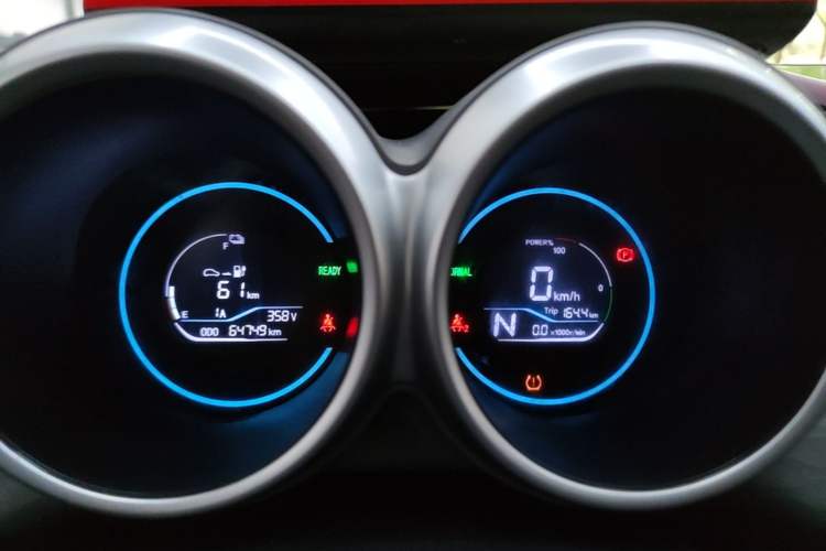 Used ORA Black Cat 2022 Updated Version 301 km Cute Pet Edition Lithium Iron Phosphate Instrument Cluster