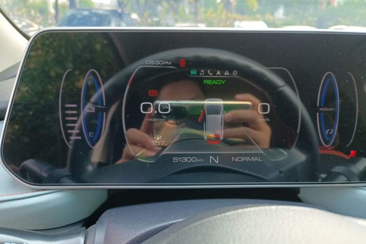 Used ORA Black Cat 2022 351 km Range Comfort Version Ternary Lithium Instrument Cluster