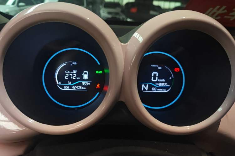 Used ORA Black Cat 2022 351 km Standard Version Ternary Lithium Instrument Cluster