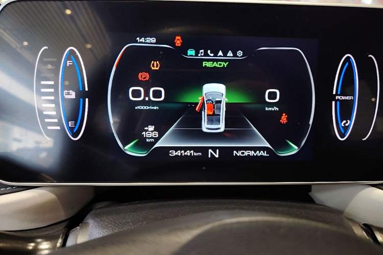 Used ORA Black Cat 2022 351 km Range Comfort Version Ternary Lithium Instrument Cluster