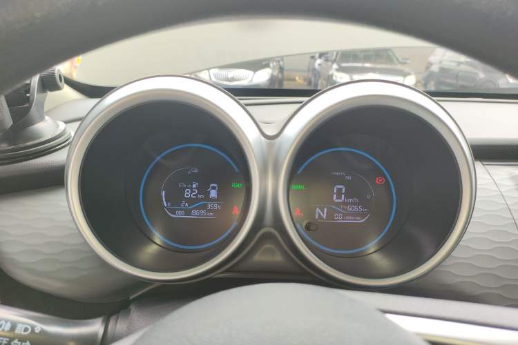Used ORA Black Cat 2022 301km "Cute Pet" Version – Lithium Iron Phosphate Instrument Cluster