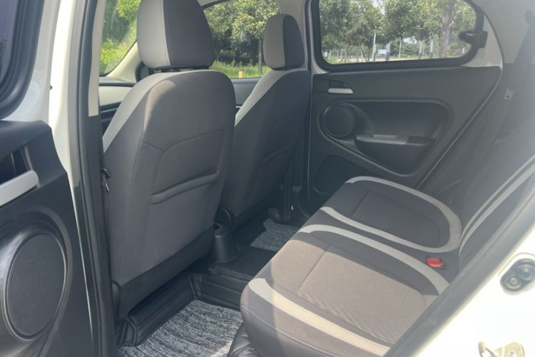 Used ORA Black Cat 2022 Updated Version 301 km Cute Pet Edition Lithium Iron Phosphate Interior 2