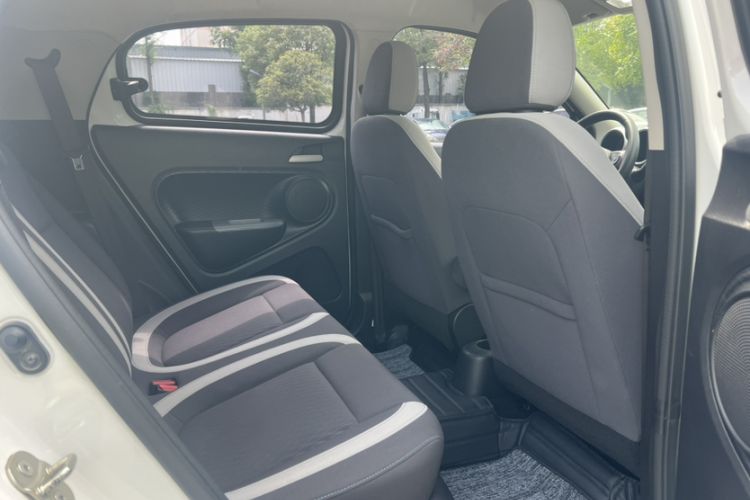 Used ORA Black Cat 2022 Updated Version 301 km Cute Pet Edition Lithium Iron Phosphate Interior 6