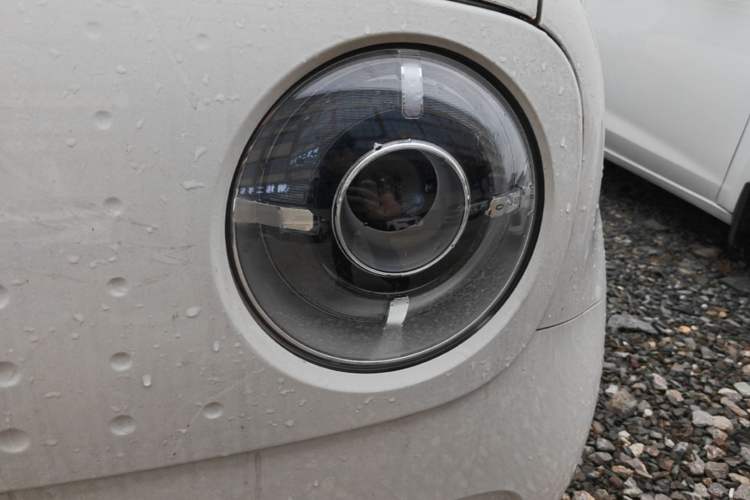 Used ORA Black Cat 2022 301km "Cute & Dynamic" Phosphate Iron Lithium Left Front Headlight