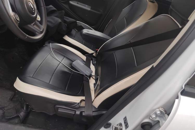 Used ORA Black Cat 2022 301km "Cute & Dynamic" Phosphate Iron Lithium Left Front Seat