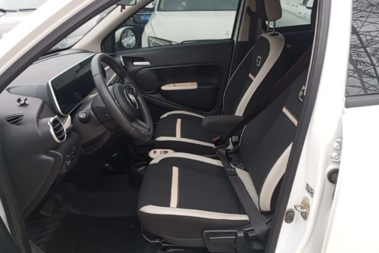 Used ORA Black Cat 2022 351 km Range Comfort Version Ternary Lithium Left Front Seat