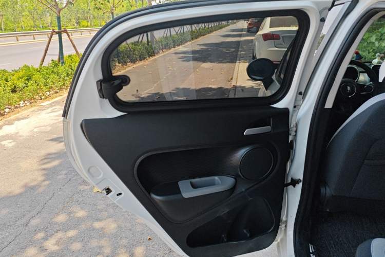 Used ORA Black Cat 2022 301km Base Version Ternary Lithium Left Rear Door Interior