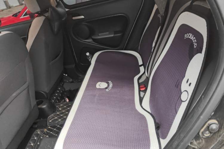 Used ORA Black Cat 2022 301km "Cute & Dynamic" Phosphate Iron Lithium Left Rear Seat