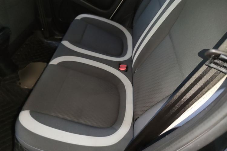 Used ORA Black Cat 2022 Updated Version 301 km Cute Pet Edition Lithium Iron Phosphate Left Rear Seat