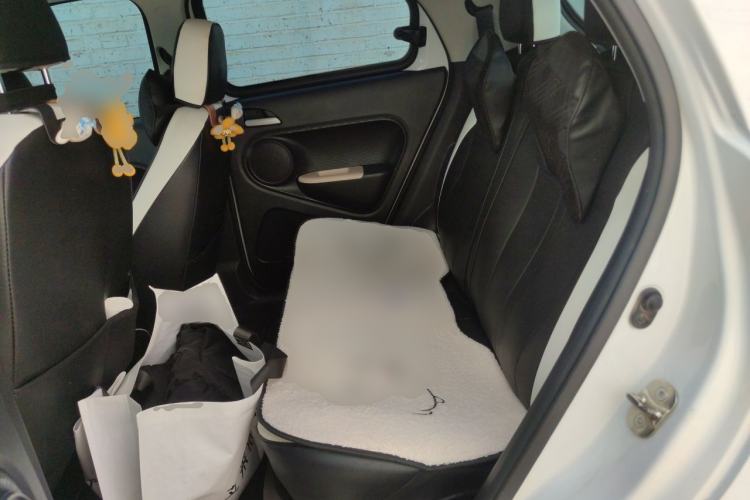 Used ORA Black Cat 2022 351 km Range Comfort Version Ternary Lithium Left Rear Seat