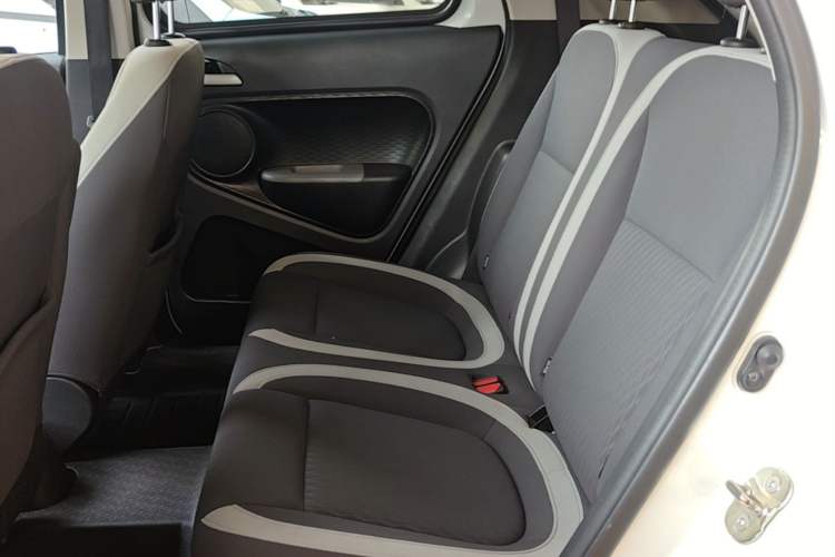 Used ORA Black Cat 2022 301km "Cute & Dynamic" Phosphate Iron Lithium Left Rear Seat