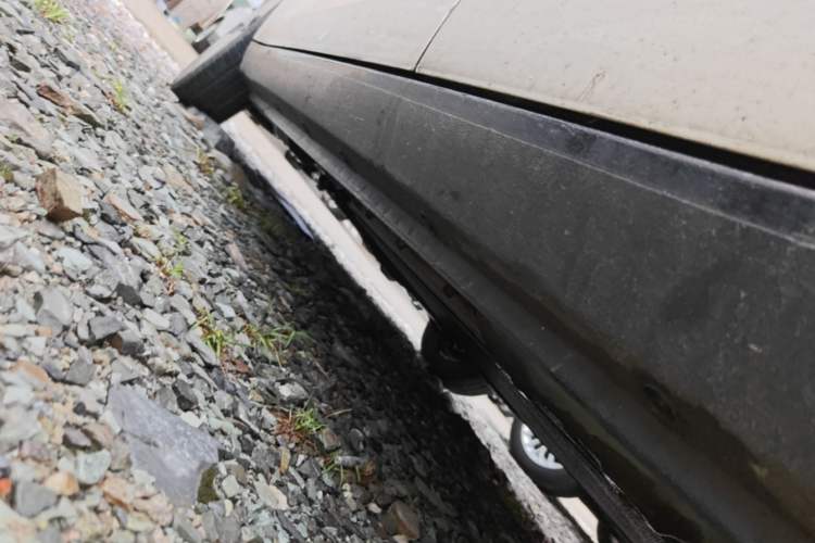 Used ORA Black Cat 2022 301km "Cute & Dynamic" Phosphate Iron Lithium Left Side Sill