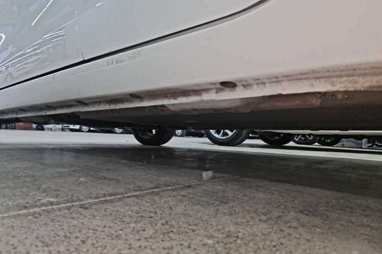 Used ORA Black Cat 2022 351 km Range Comfort Version Ternary Lithium Left Side Sill