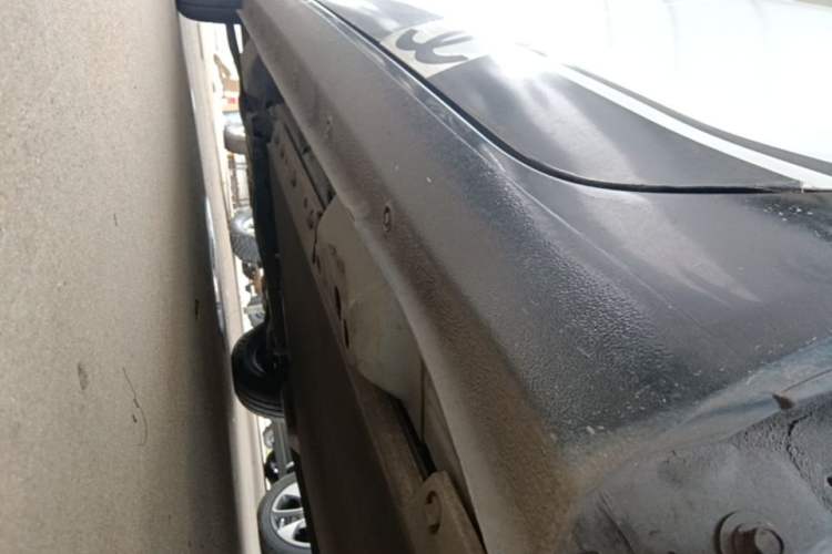 Used ORA Black Cat 2022 301km Base Version Ternary Lithium Left Side Sill