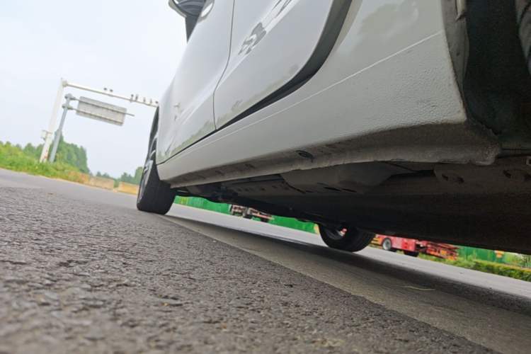 Used ORA Black Cat 2022 405 km Long-Range Version Ternary Lithium Left Side Sill