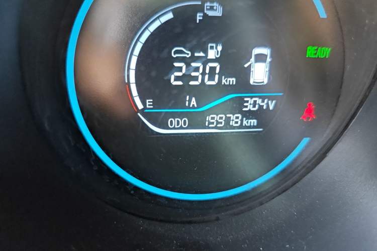 Used ORA Black Cat 2022 301km Base Version Ternary Lithium Odometer Close Up
