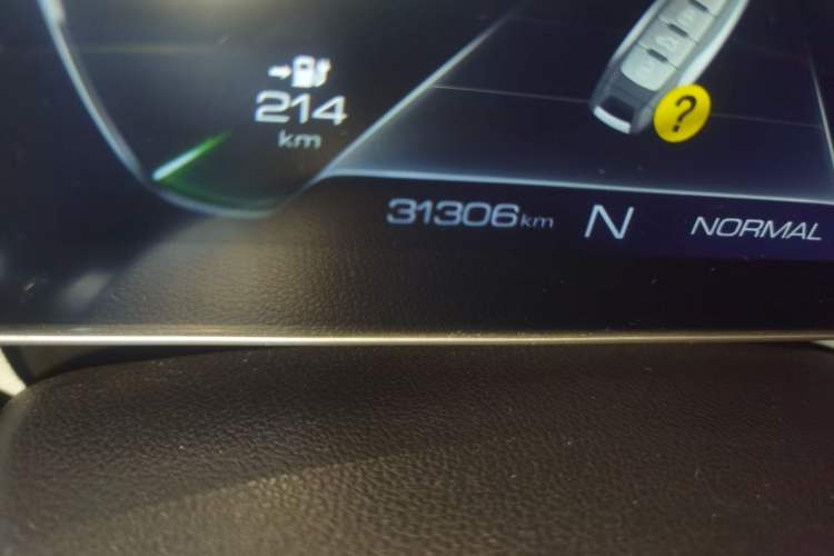 Used ORA Black Cat 2022 351 km Range Comfort Version Ternary Lithium Odometer Close Up