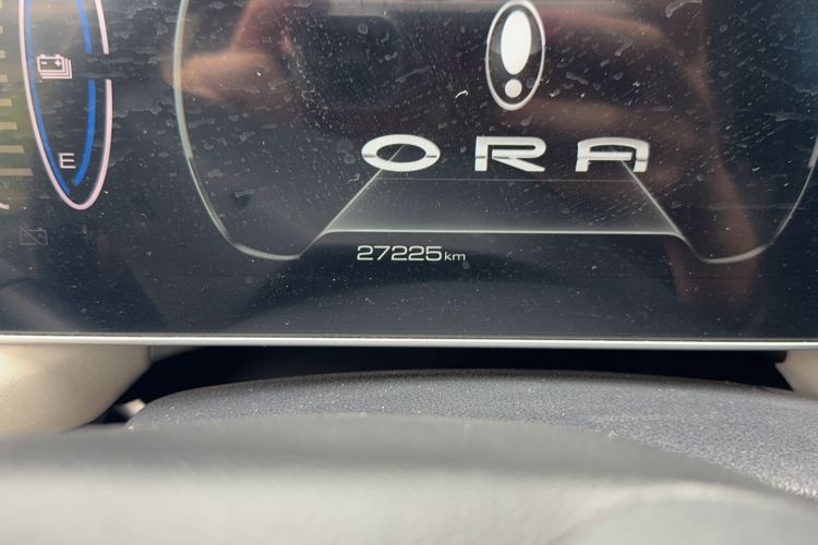 Used ORA Black Cat 2022 351 km Range Comfort Version Ternary Lithium Odometer Close Up