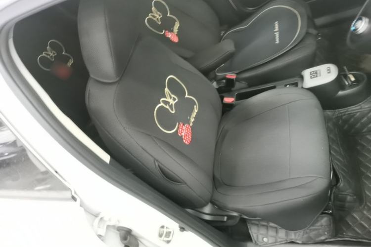 Used ORA Black Cat 2022 Updated Version 301 km Cute Pet Edition Lithium Iron Phosphate Right Front Seat