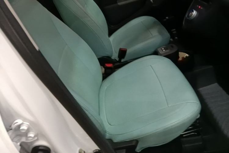 Used ORA Black Cat 2022 301km "Cute Pet" Version – Lithium Iron Phosphate Right Front Seat