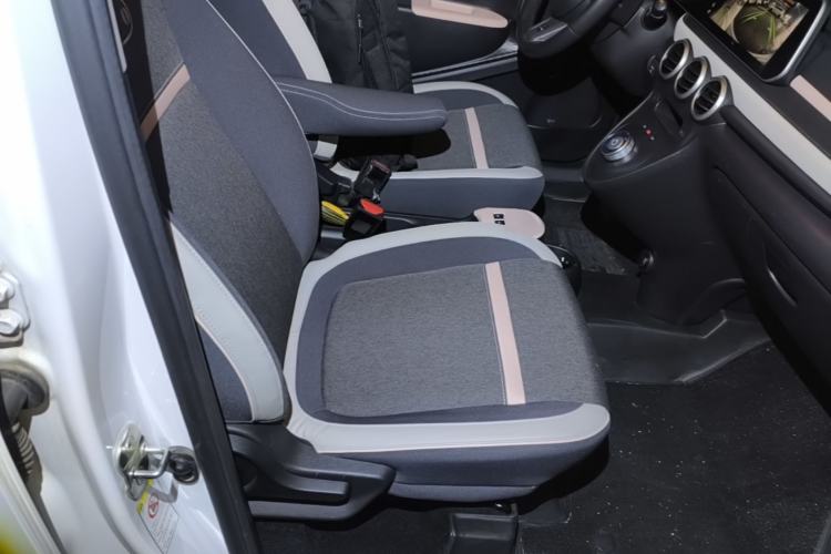 Used ORA Black Cat 2022 405 km Long-Range Version Ternary Lithium Right Front Seat