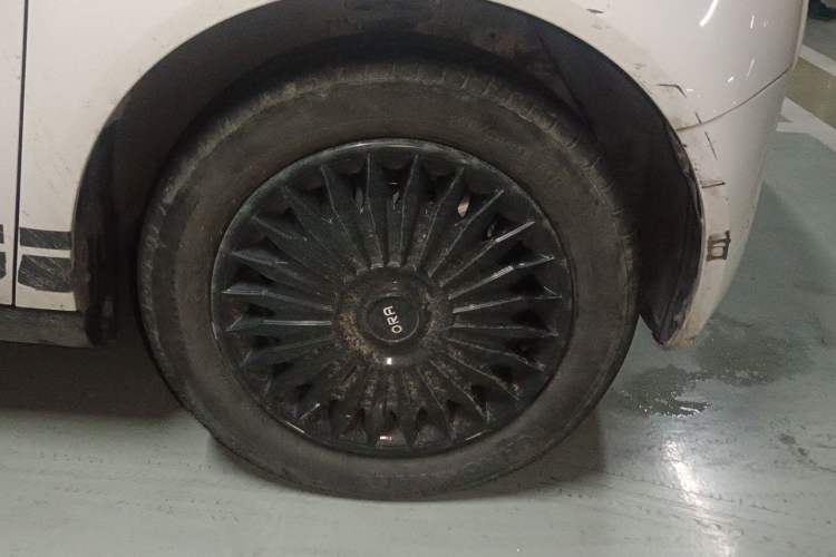 Used ORA Black Cat 2022 301km Base Version Ternary Lithium Right Front Wheel Hub