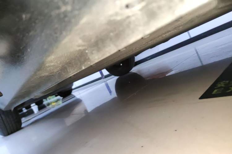 Used ORA Black Cat 2022 Updated Version 301 km Cute Pet Edition Lithium Iron Phosphate Right Side Sill
