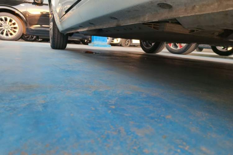Used ORA Black Cat 2022 405 km Long-Range Version Ternary Lithium Right Side Sill