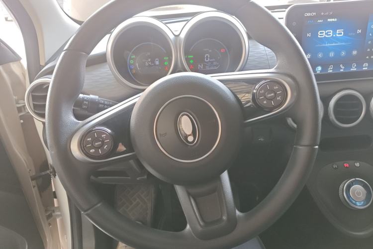 Used ORA Black Cat 2022 301km Base Version Ternary Lithium Steering Wheel