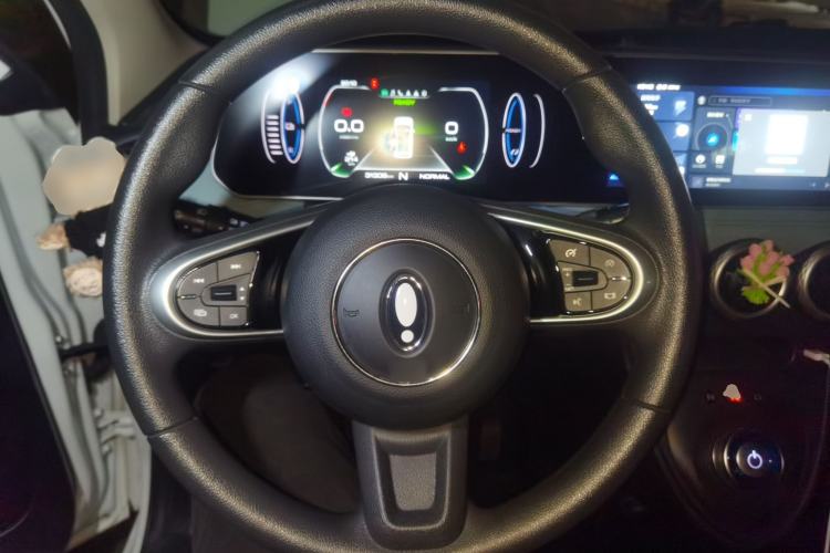 Used ORA Black Cat 2022 351 km Range Comfort Version Ternary Lithium Steering Wheel