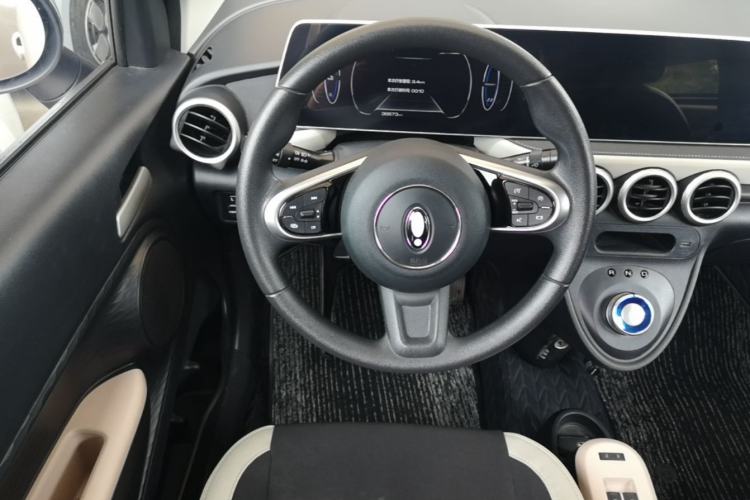 Used ORA Black Cat 2022 351 km Range Comfort Version Ternary Lithium Steering Wheel