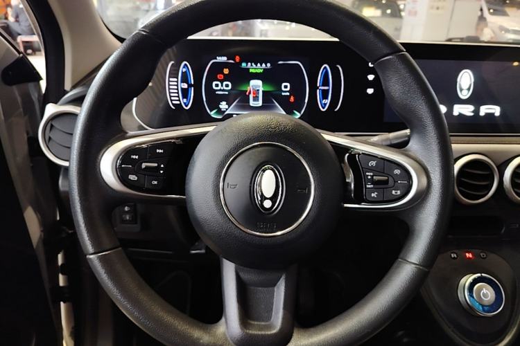 Used ORA Black Cat 2022 351 km Range Comfort Version Ternary Lithium Steering Wheel