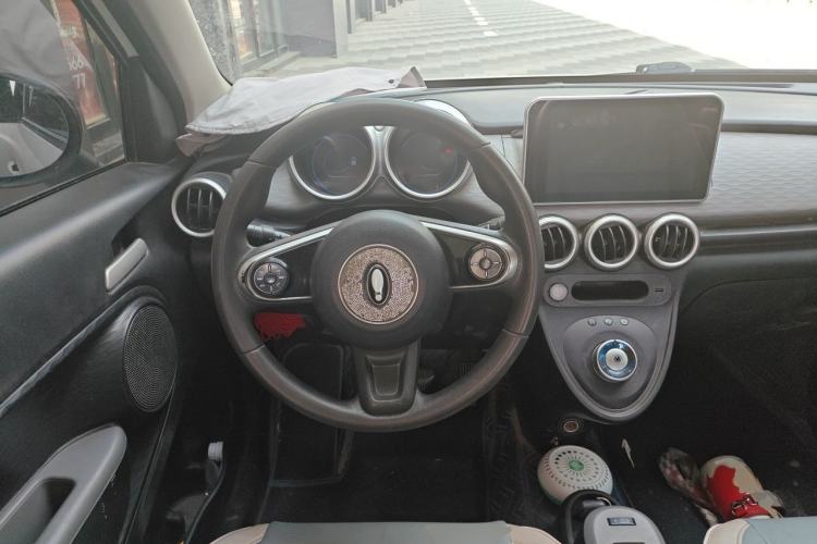 Used ORA Black Cat 2022 301km Base Version Ternary Lithium Steering Wheel