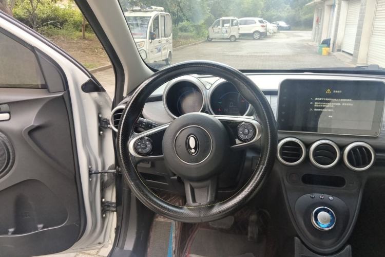 Used ORA Black Cat 2022 351 km Standard Version Ternary Lithium Steering Wheel