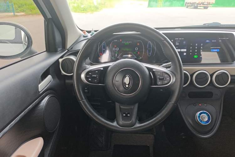 Used ORA Black Cat 2022 405 km Long-Range Version Ternary Lithium Steering Wheel