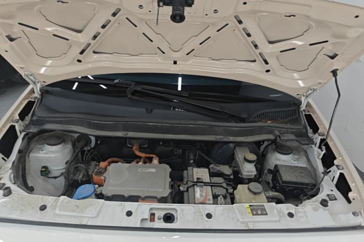 Used ORA Black Cat 2022 351 km Standard Version Ternary Lithium Engine Bay