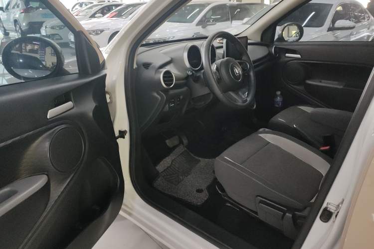 Used ORA Black Cat 2022 351 km Standard Version Ternary Lithium Interior 2