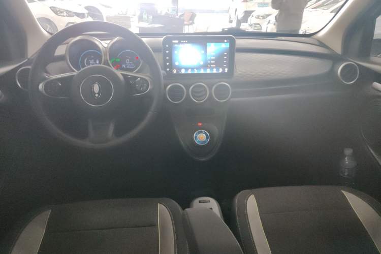 Used ORA Black Cat 2022 351 km Standard Version Ternary Lithium Interior 3