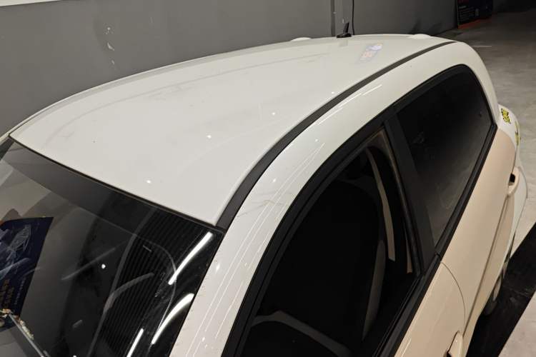 Used ORA Black Cat 2022 301km Base Version Ternary Lithium Roof