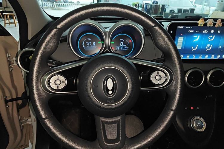 Used ORA Black Cat 2022 301km Base Version Ternary Lithium Steering Wheel