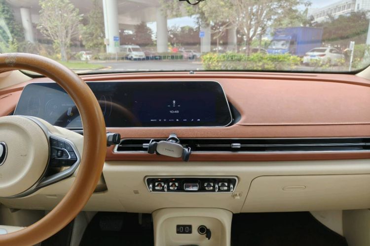 Used ORA Good Cat 2021 400km Standard Range Athena Edition Lithium-Ion Battery Audio And AC Panel