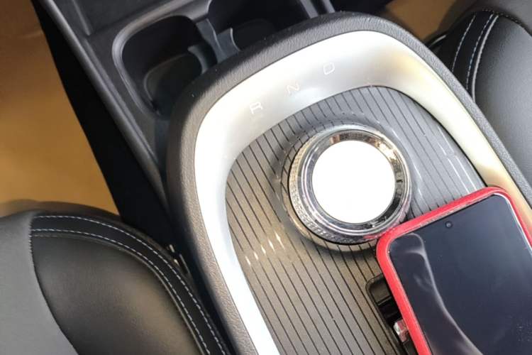 Used ORA Good Cat 2021 400km Standard Range Athena Edition Lithium-Ion Battery Gear Lever