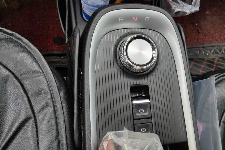Used ORA Good Cat 2021 500km Long-Range Apollo Edition Ternary Lithium Gear Lever