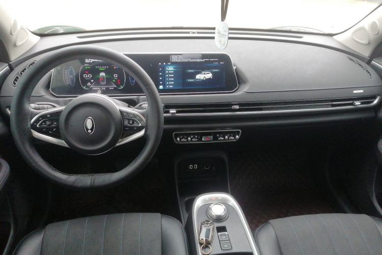 Used ORA Good Cat 2021 400km Standard Range Venus Edition Lithium Iron Phosphate Interior 2