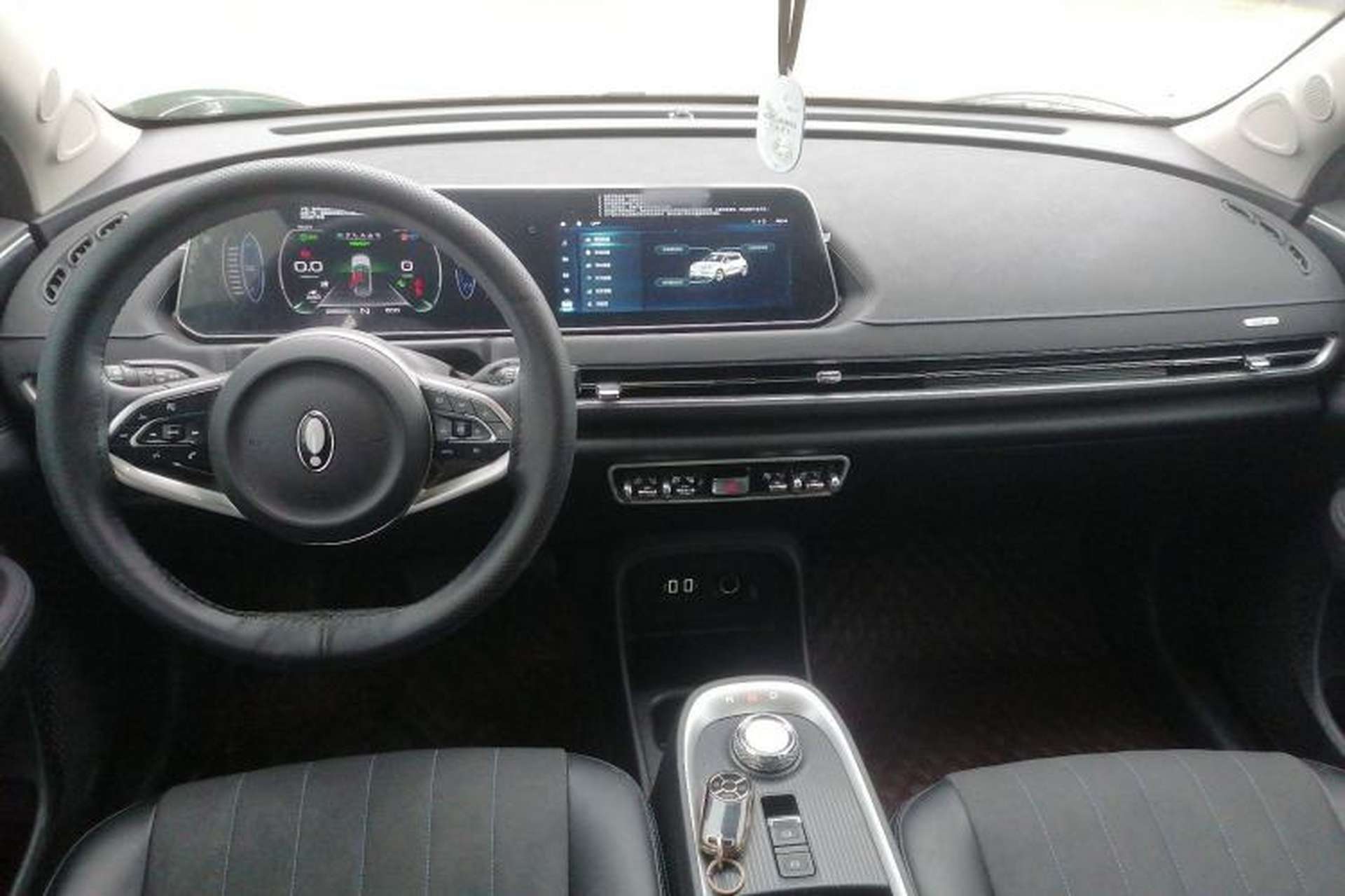 Used ORA Good Cat 2021 400km Standard Range Venus Edition Lithium Iron Phosphate Interior 2