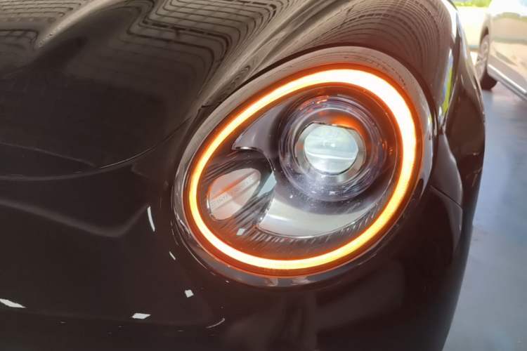 Used ORA Good Cat 2021 400km Standard Range Venus Edition Lithium Iron Phosphate Left Front Headlight