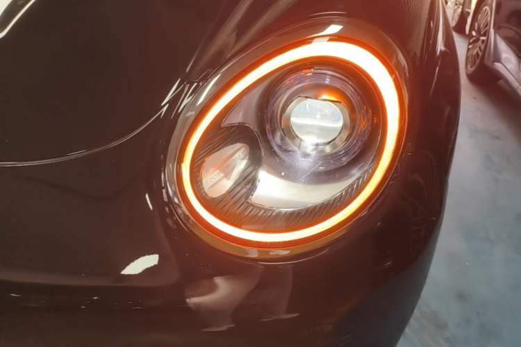 Used ORA Good Cat 2021 400km Standard Range Venus Edition Lithium Iron Phosphate Left Front Headlight