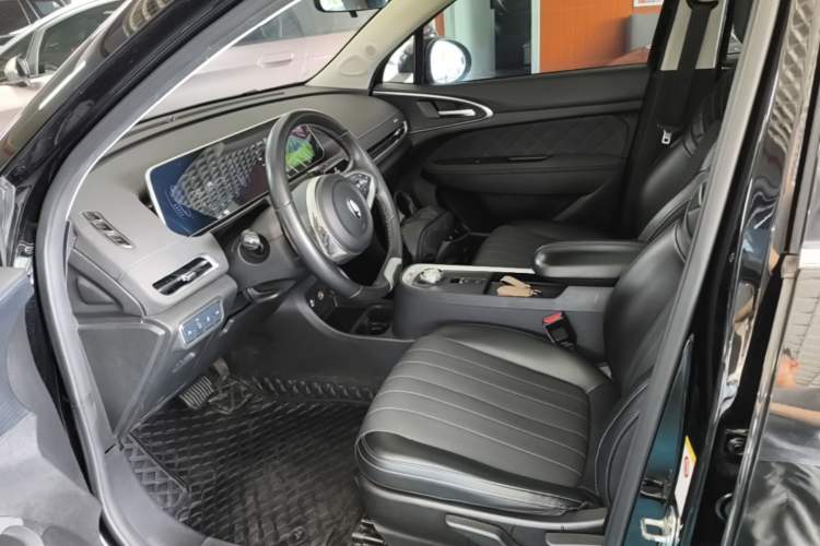 Used ORA Good Cat 2021 400km Standard Range Venus Edition Lithium Iron Phosphate Left Front Seat