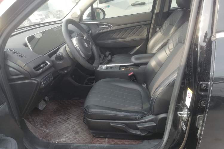 Used ORA Good Cat 2021 400km Standard Range Venus Edition Lithium Iron Phosphate Left Front Seat